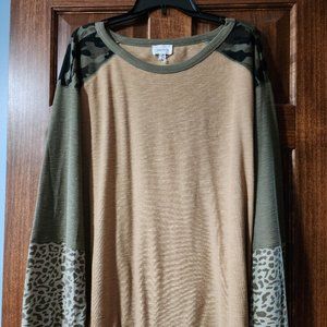 Heyson Leopard Print Long Sleeve Top - like new - good condition